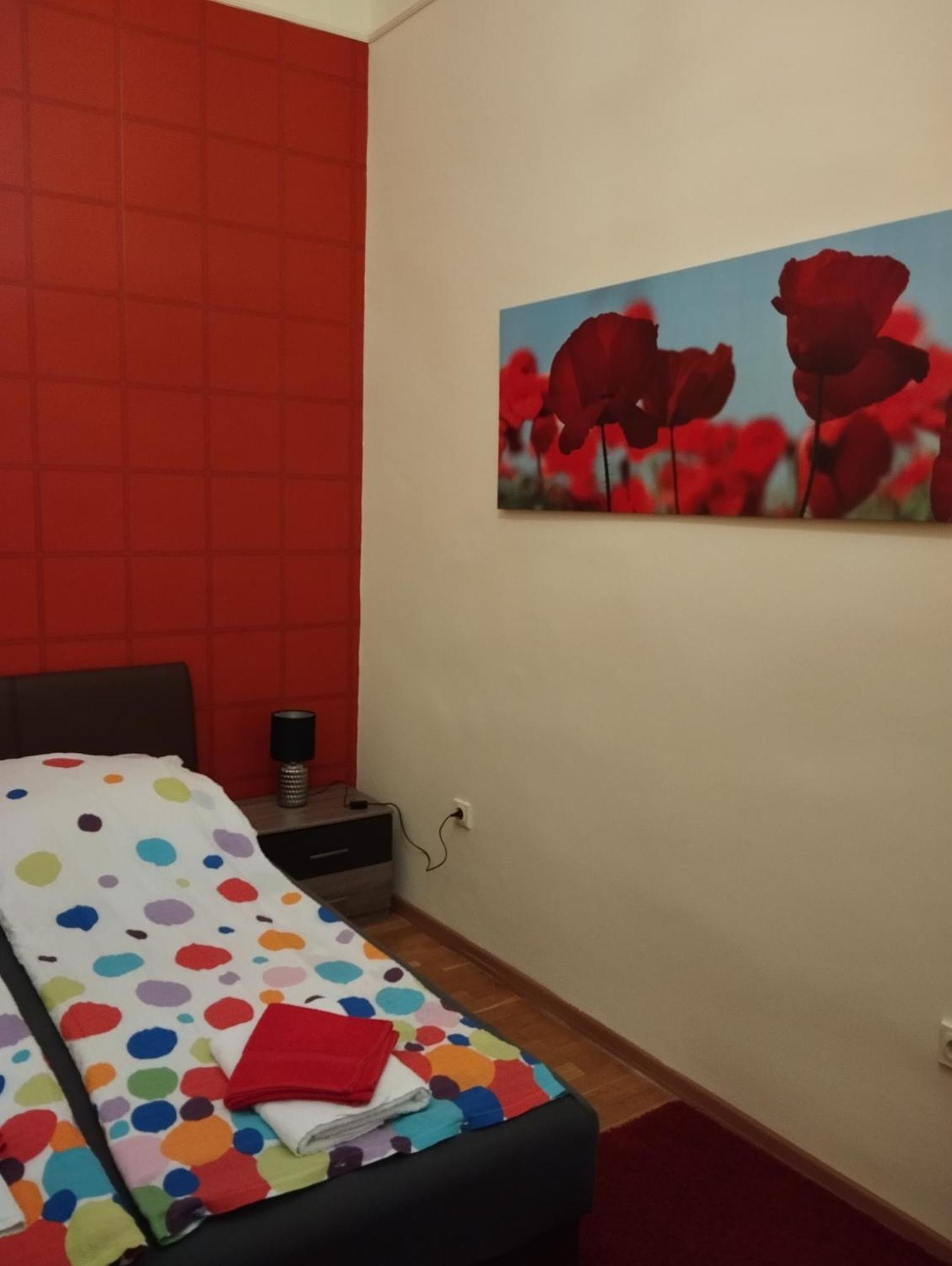 Mandy Apartments Budapeste Exterior foto